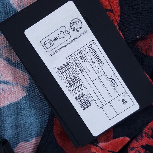 BALMAIN Shirt Mens Size 48 Black Button Up Short Sleeve Kiss All Over Logo $990 - Picture 3 of 12